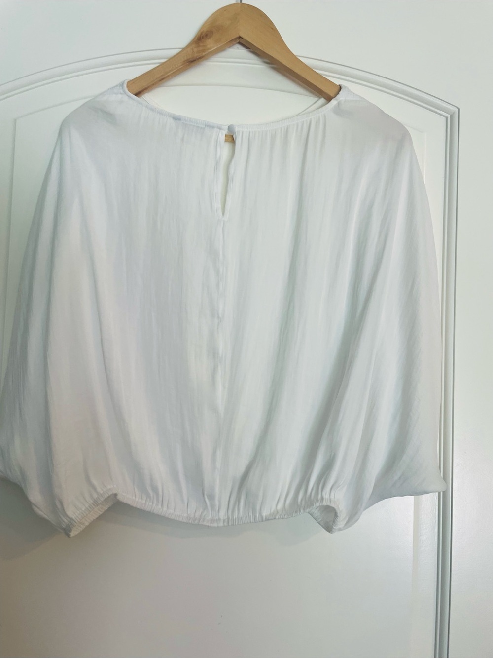 Naked Zebra White Women's Dolman Sleeve Pullover Balloon Blouse Top L - Picture 2 of 7